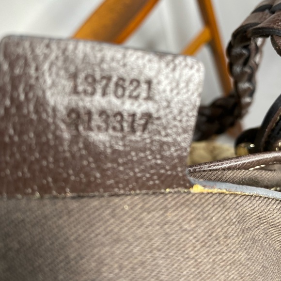 GG Canvas Medium Pelham Shoulder Bag - Picture 7 of 11